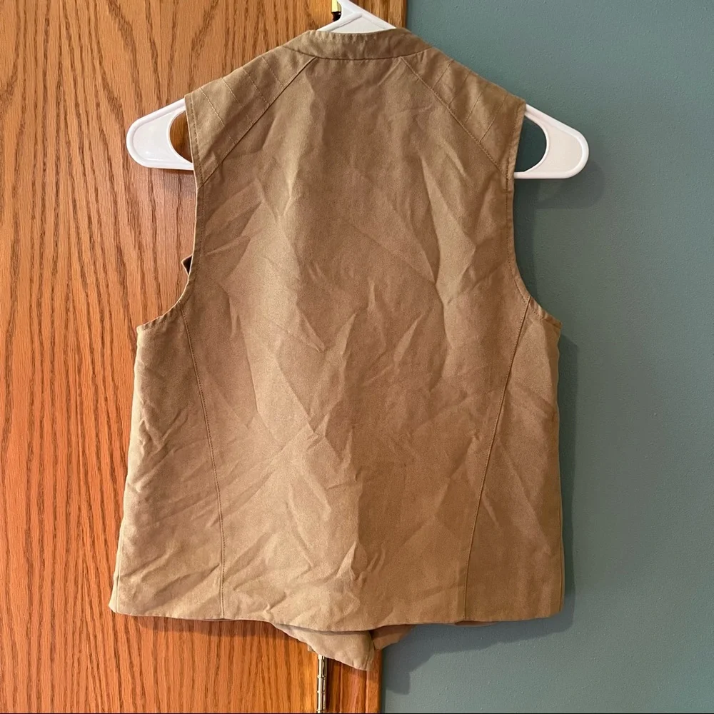 Jack by BB Dakota Faux Suede Tan Vest Size XS Western Moto Layers Fall Drape - Picture 11 of 14